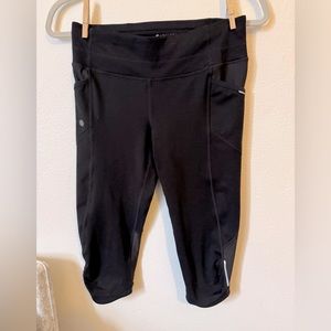 Athleta below knee leggings